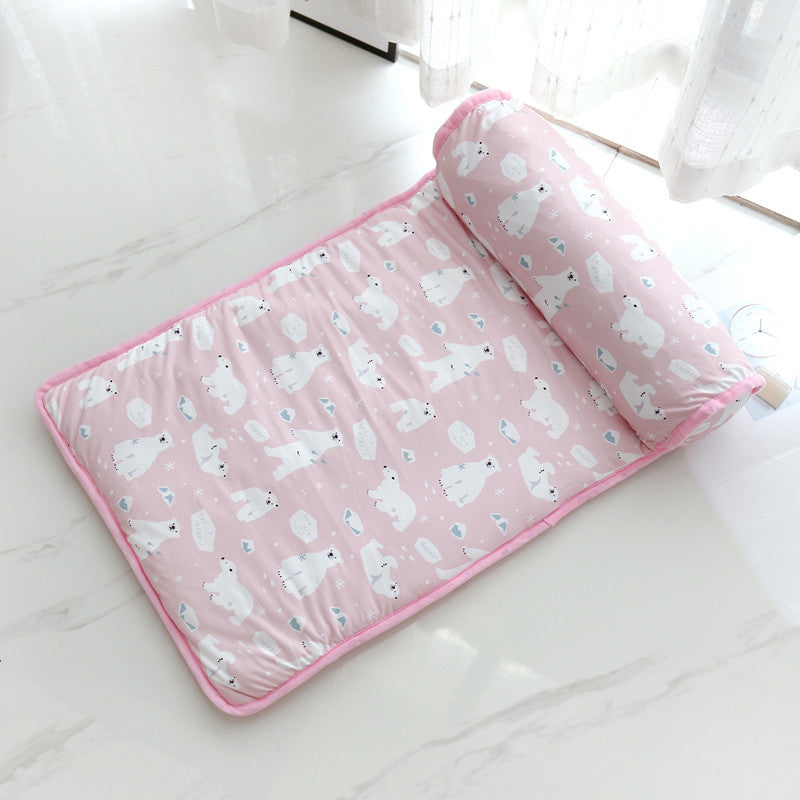 Cooling Mat for Dogs and Cats Made from Ice Silk