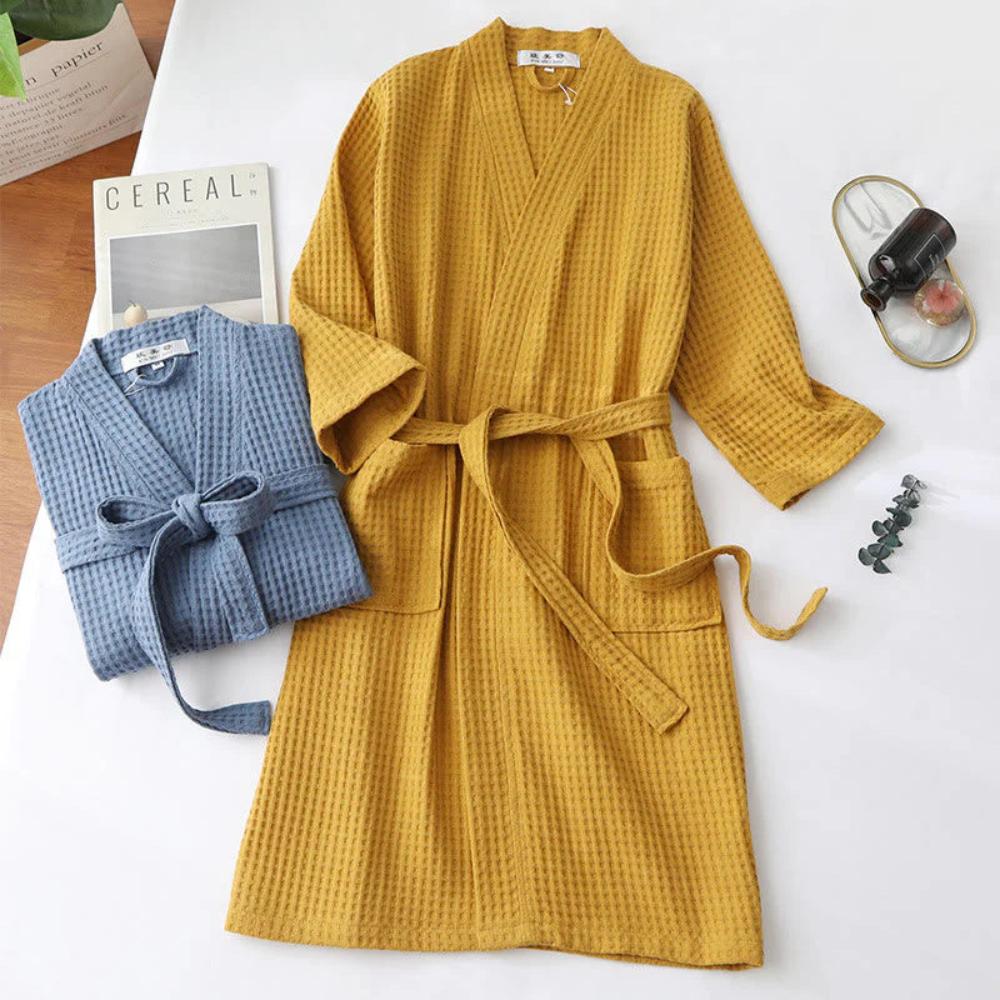Serenity Spa – Men's Lightweight Cotton Waffle Robe with Pockets