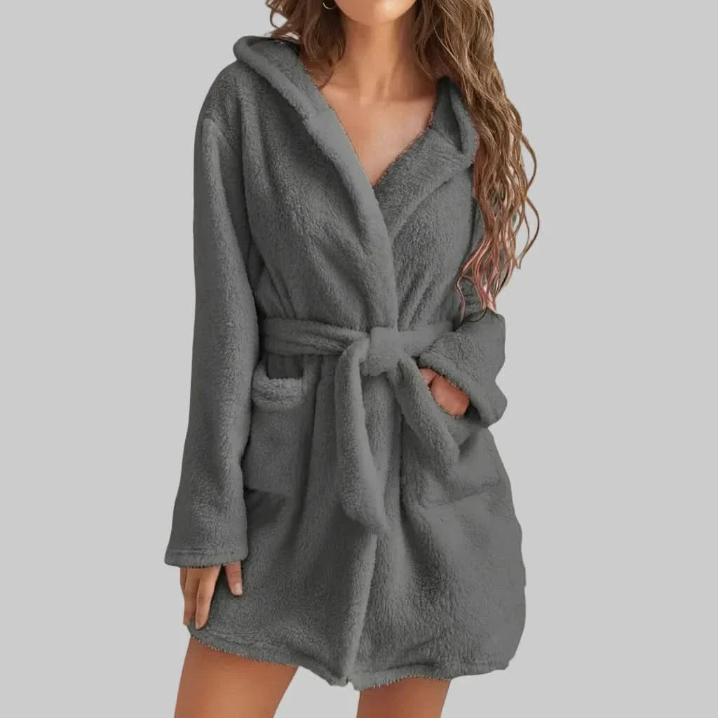 Hooded Fleece Lounge Robe for Comfortable Relaxation