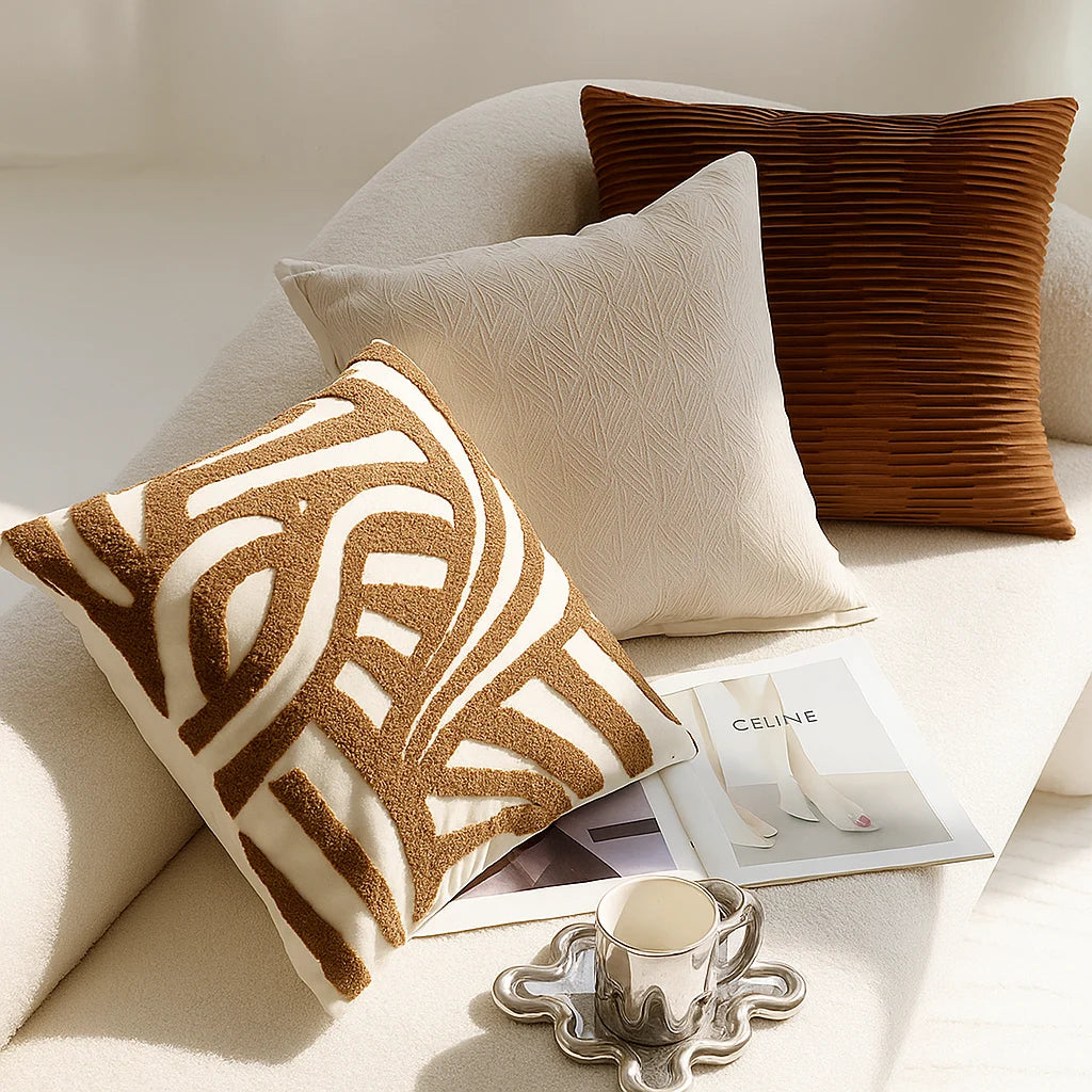 Plush 45 x 45 cm Decorative Pillow Cover with Concealed Zipper