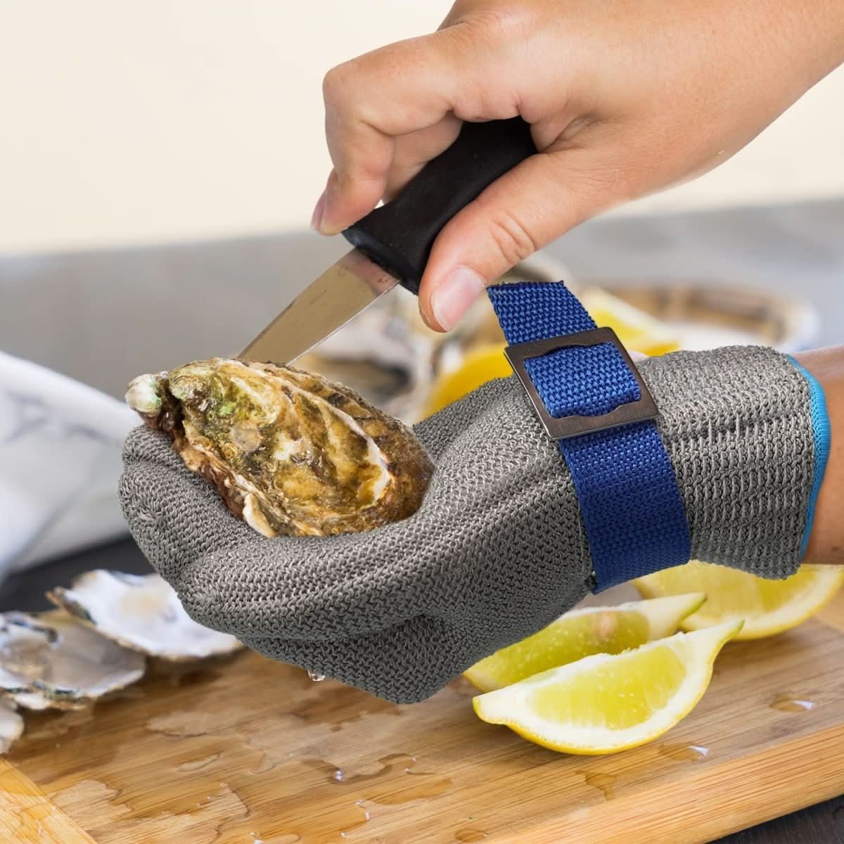 Ultimate Cut-Guard Gloves for Unmatched Protection