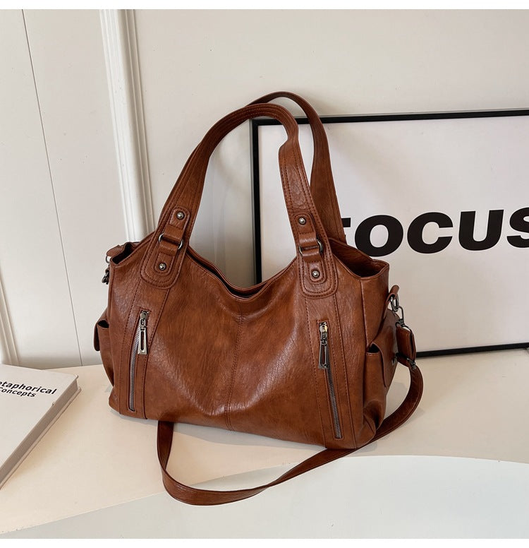 Timeless Leather Shopping Bag | Elegant Design | Valenza