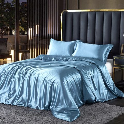 Luxurious Satin Silk Bed Sheet Set for Ultimate Comfort