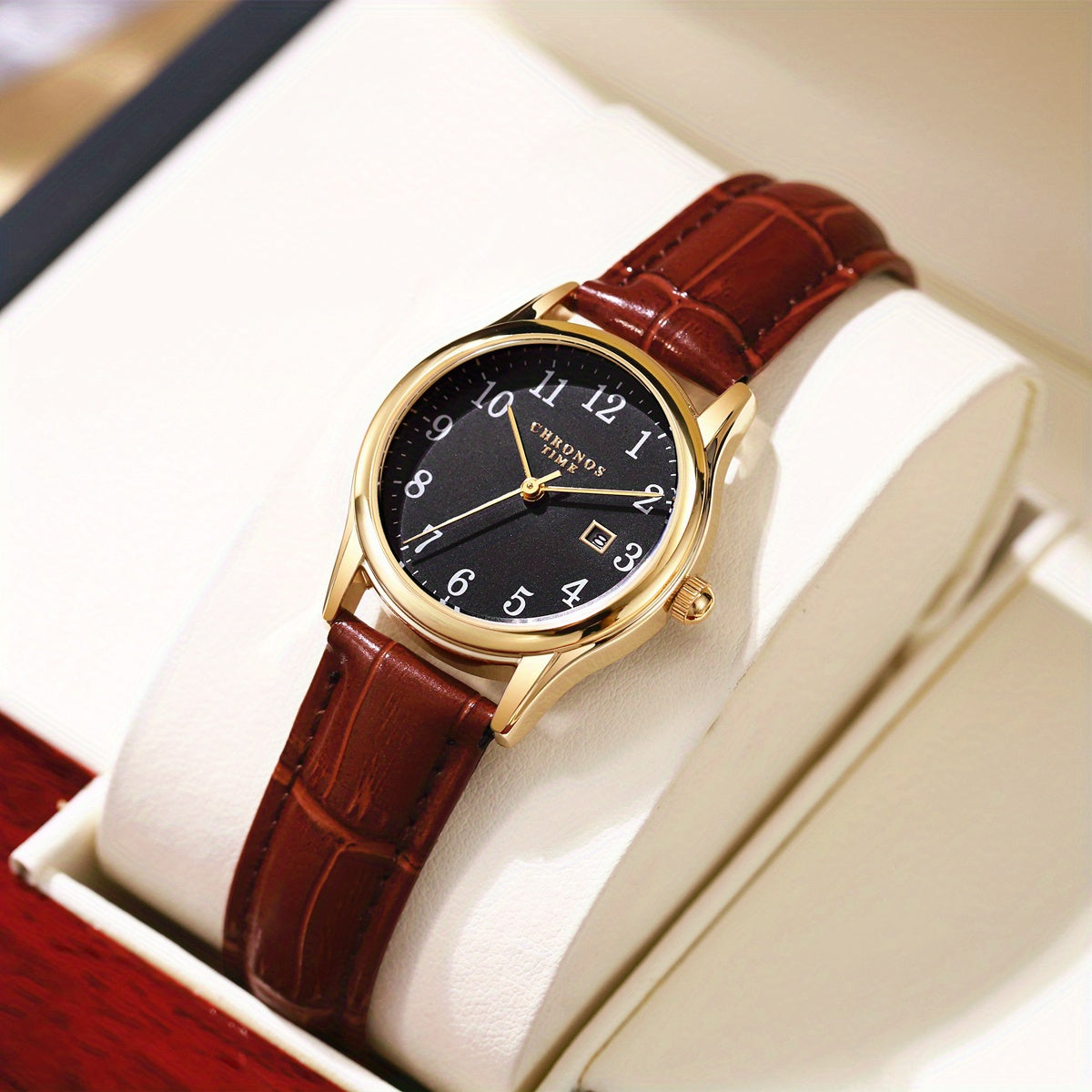 Sophisticated Quartz Watch for Women with Stylish Faux Leather Band
