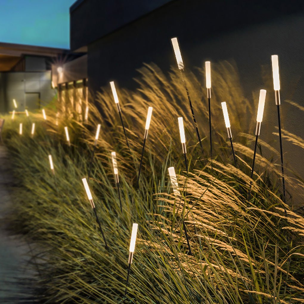 Chic Solar Grass Lanterns - Weather-Resistant Outdoor Lighting
