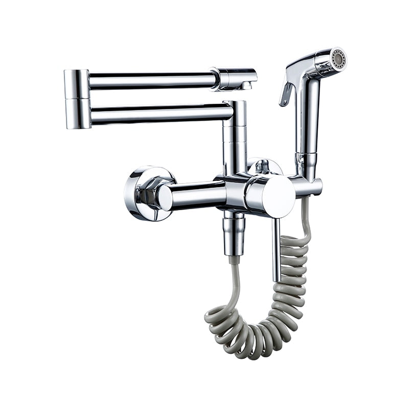 Versatile Kitchen Faucet with Retractable Spray Feature