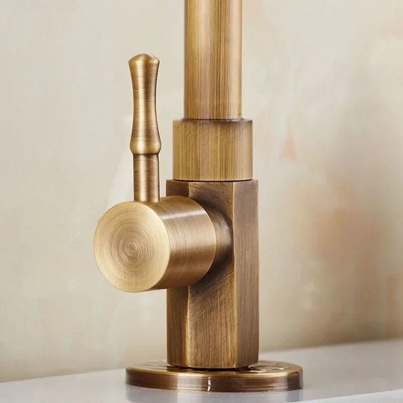 Brass Swan Neck Faucet for Traditional Interiors