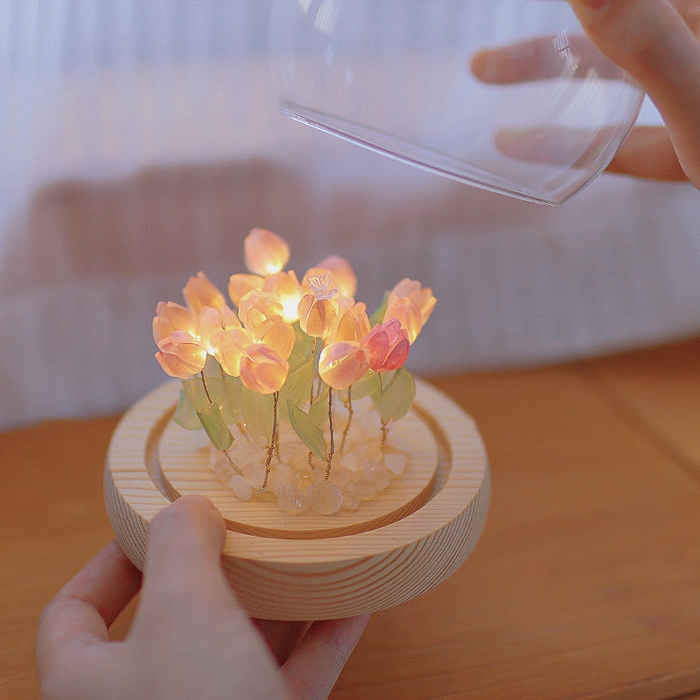 Elegant Tulip-Shaped USB LED Night Lamp for Cozy Spaces