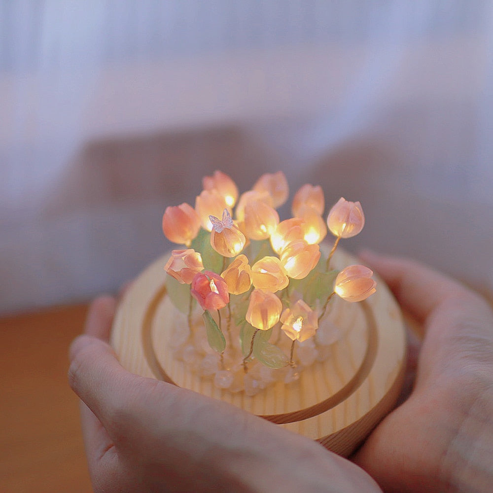 Elegant Tulip-Shaped USB LED Night Lamp for Cozy Spaces
