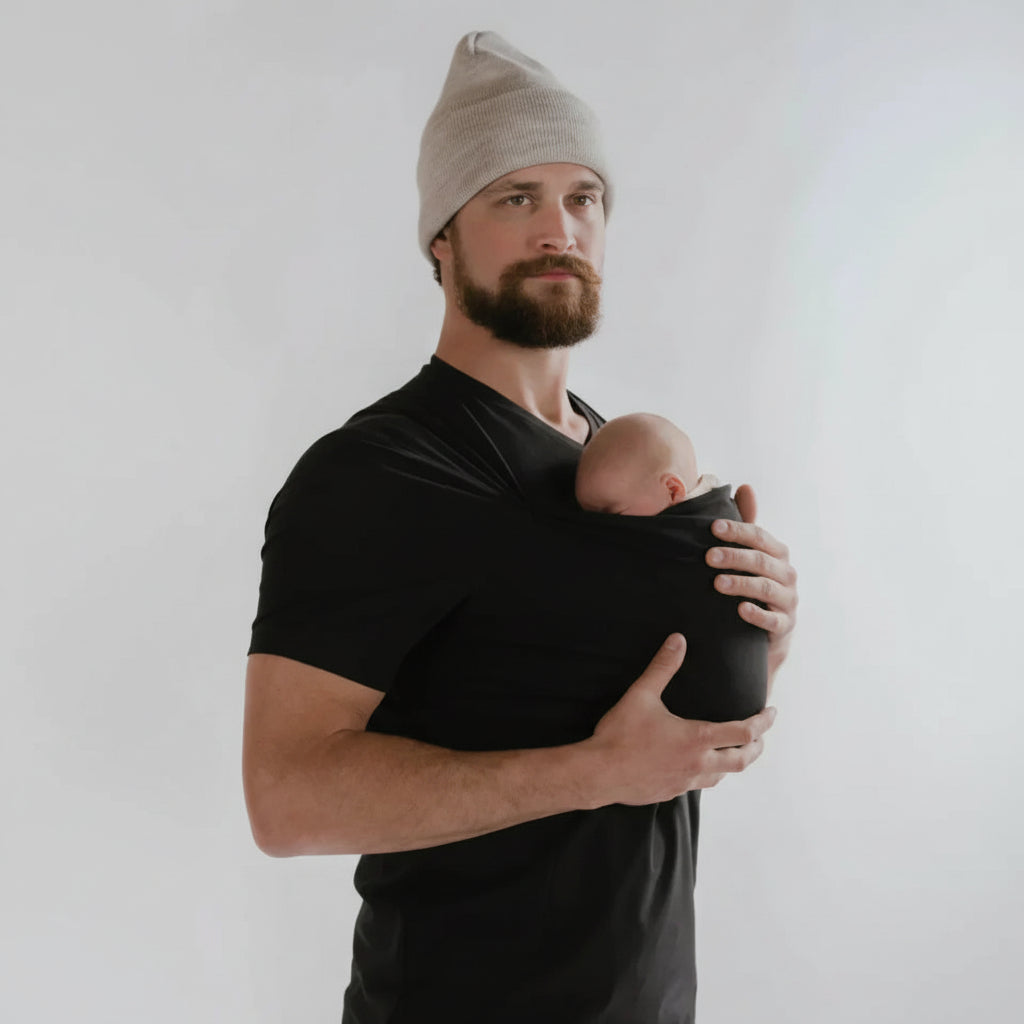CuddleEase – Comfortable Babywearing Shirt for Effortless Parenting
