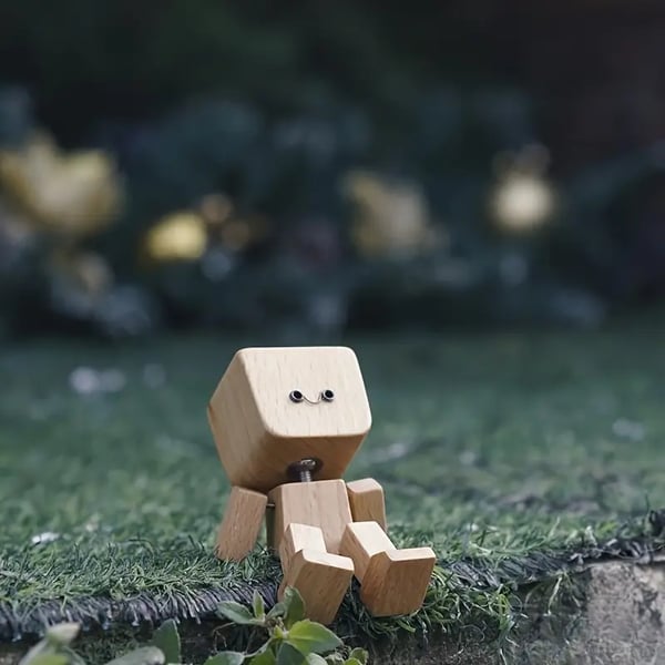 Wooden Decorative Figure with Wobble Function and Interchangeable Faces