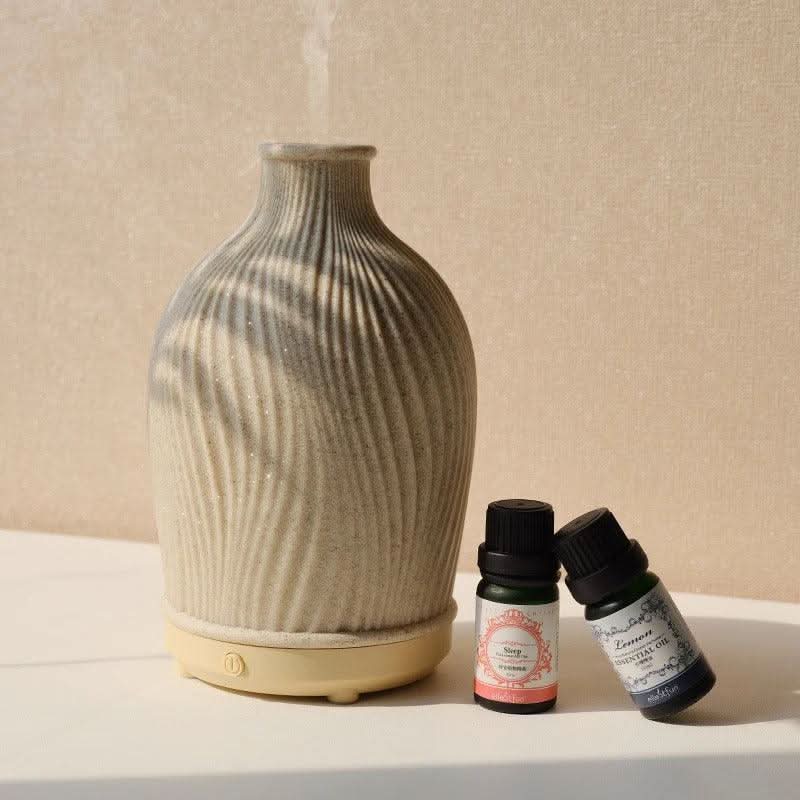 Elegant AromaMist USB Humidifier with Ambient Light - 80 ml