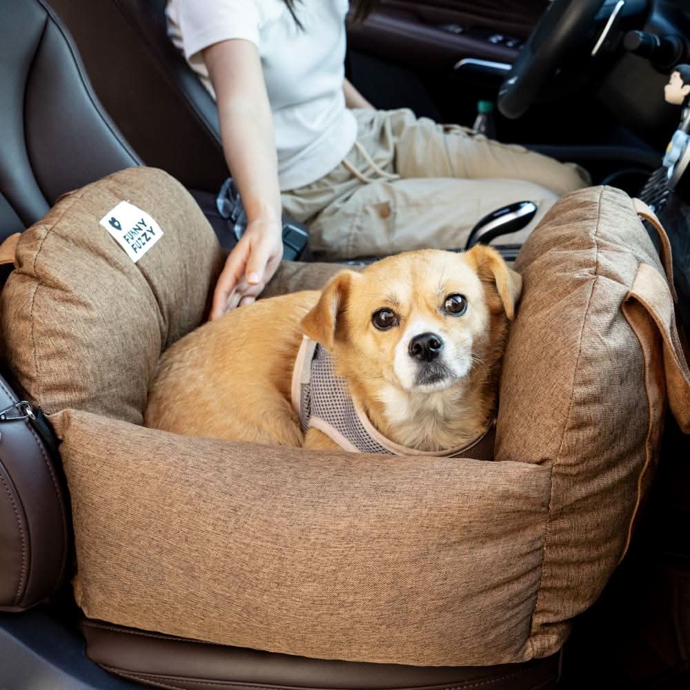 Pet Travel Bed with Secure Harness & Anti-Slip Base for Cozy Journeys