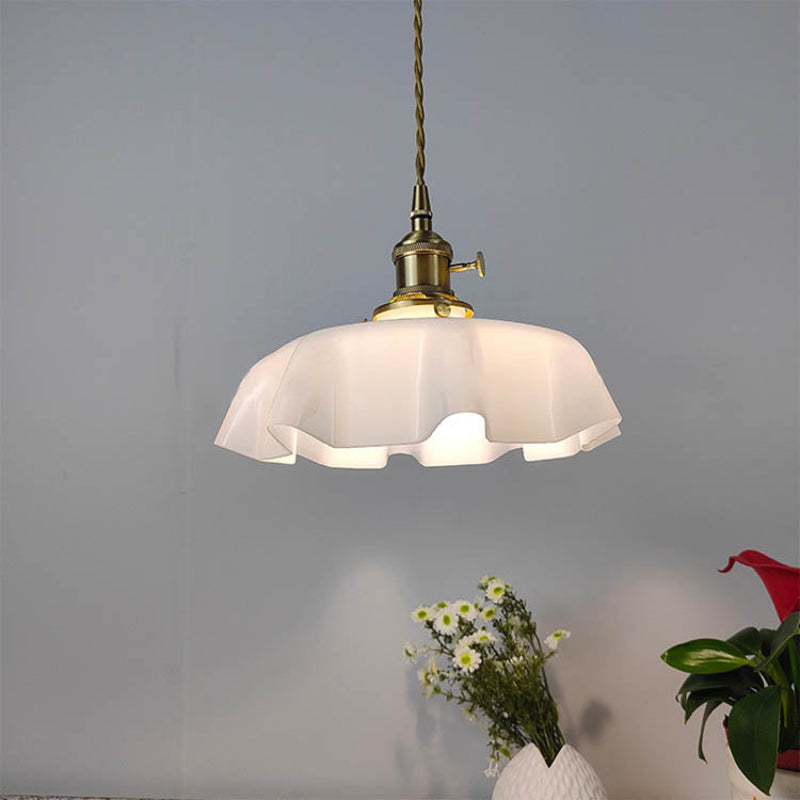 Charming Blossom Glass Pendant Lamp – Classic Fixture for Dining Areas