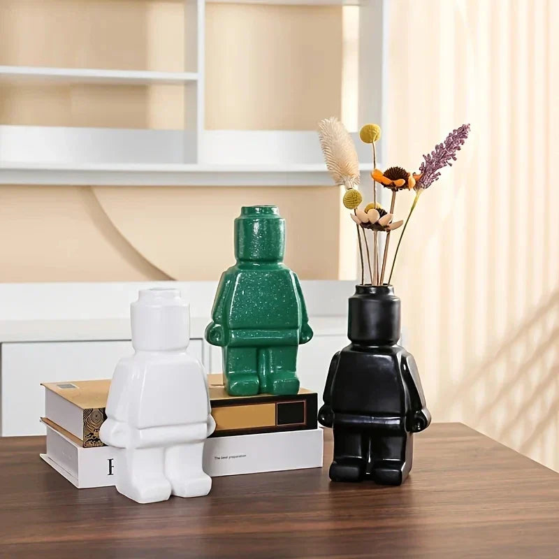 Modern Ceramic Vase with Smooth Finish – Nordic Style Decor