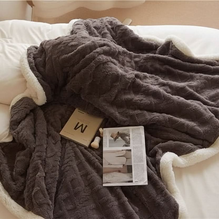 Cozy Lambswool Blanket for Comfortable Evening Relaxation