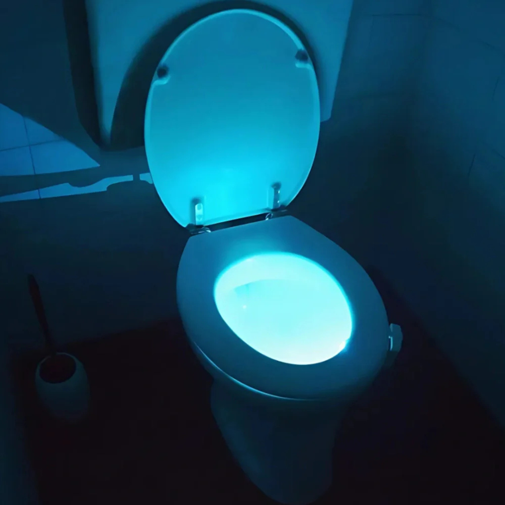 Illuminating Toilet Bowl Motion Light with Color Options