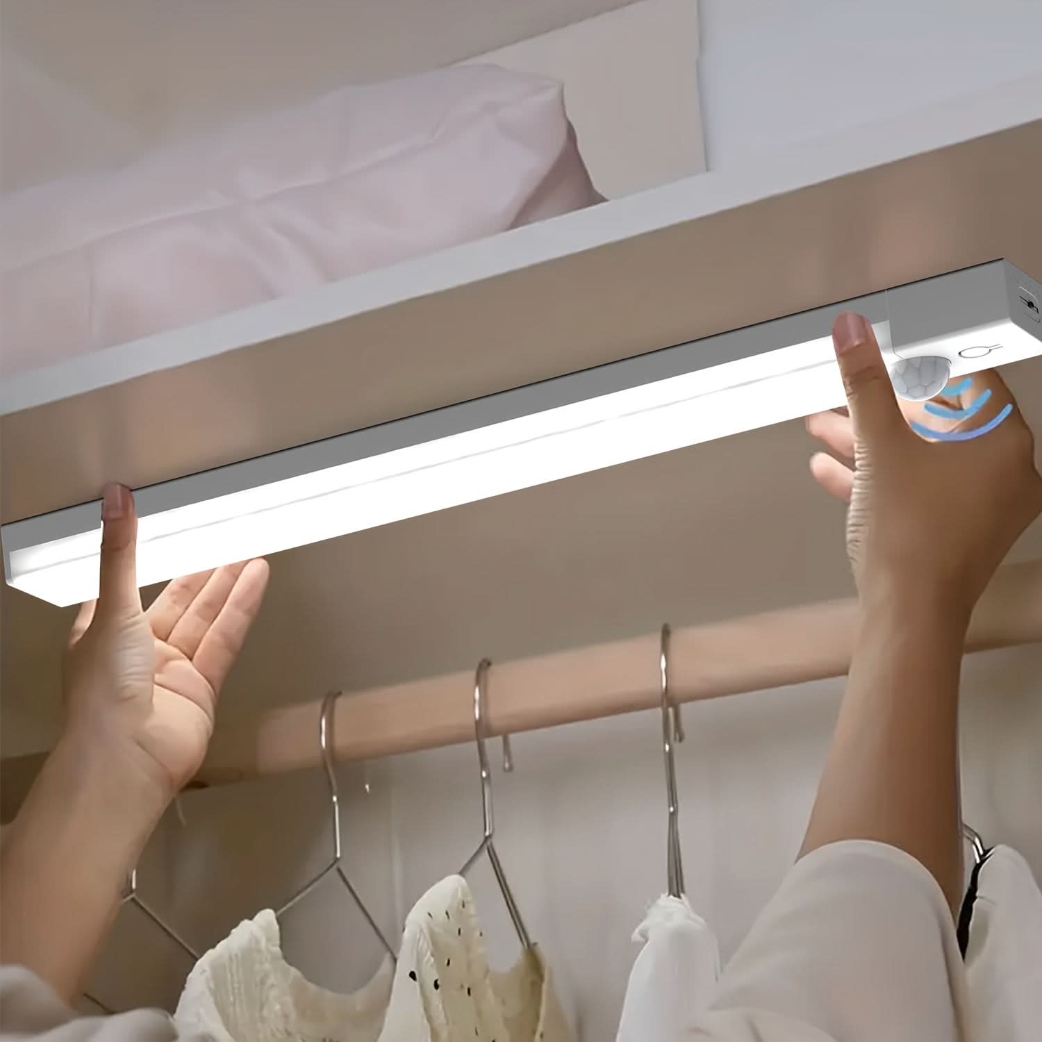 Automatic Sensor Light for Safe Navigation at Night