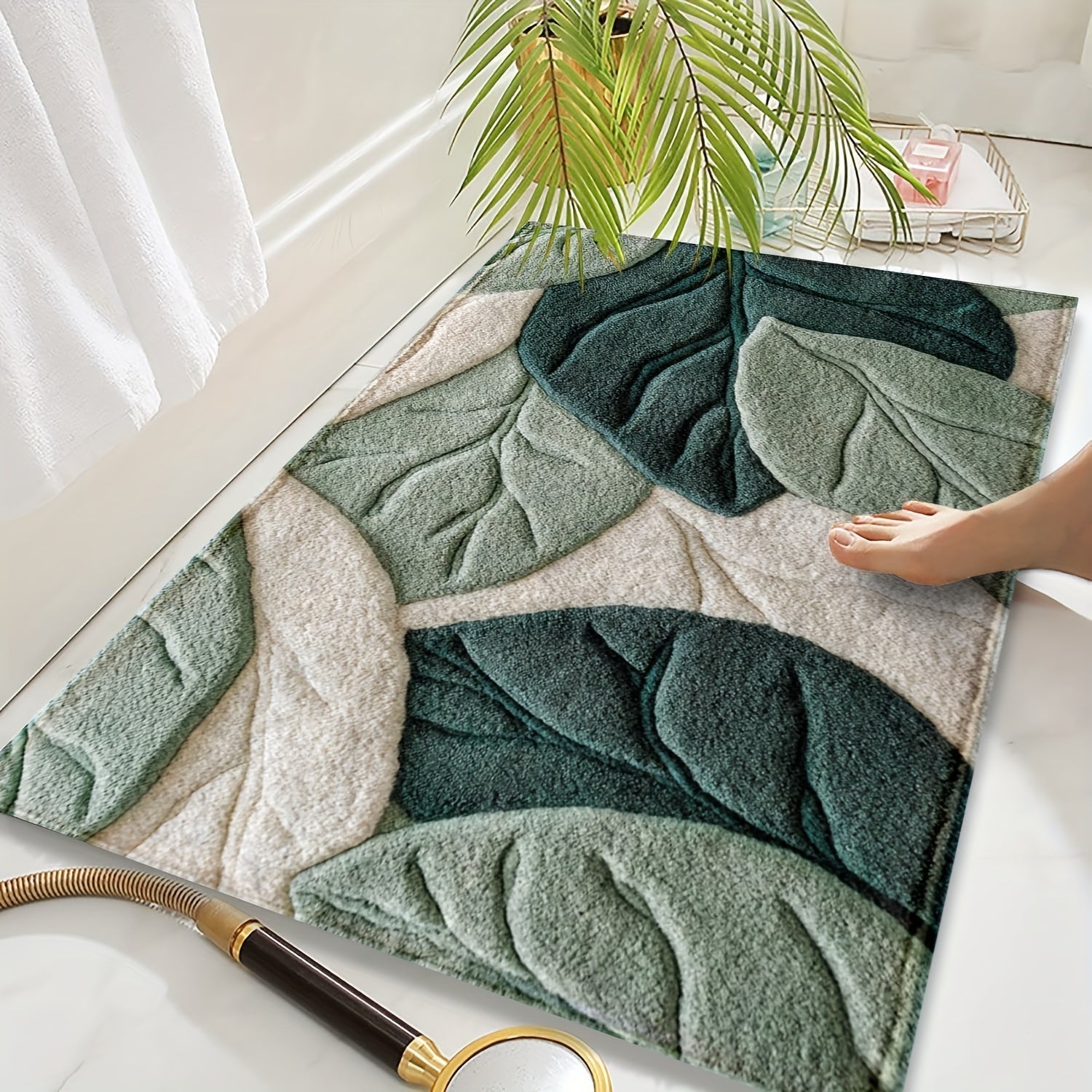 Eco-Friendly Microfiber Bath Mat with Non-Slip Backing