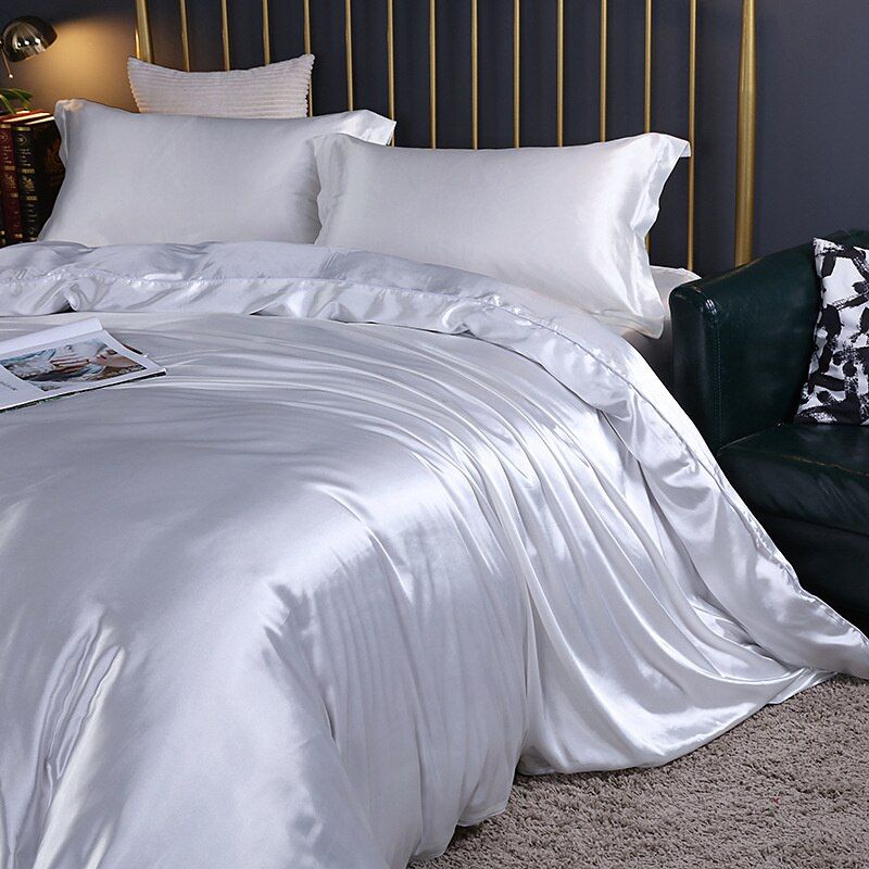 Luxury Silk Duvet Cover - Breathable & Lightweight Comfort