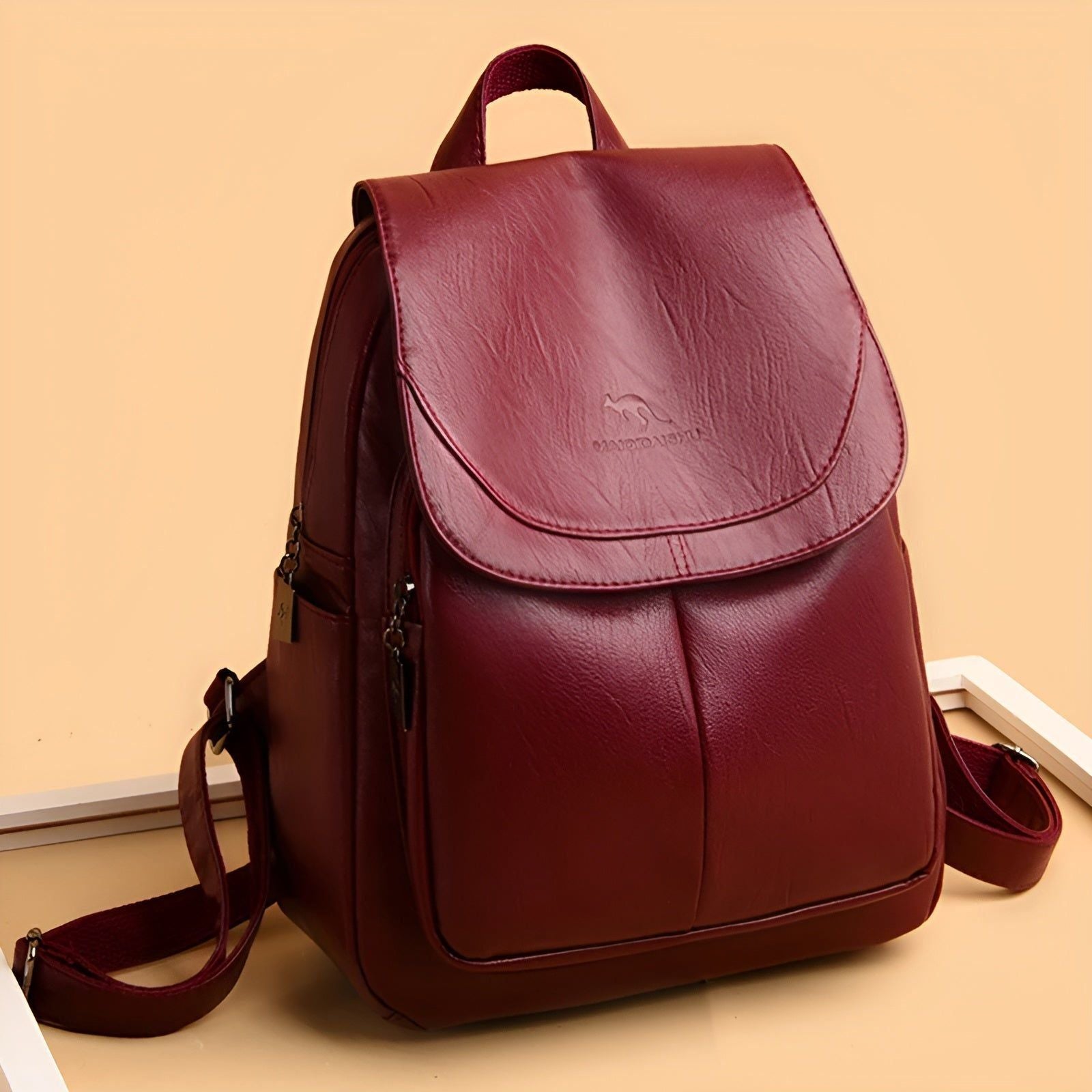 Chic Leather Backpack for Women – Perfect Blend of Style and Comfort