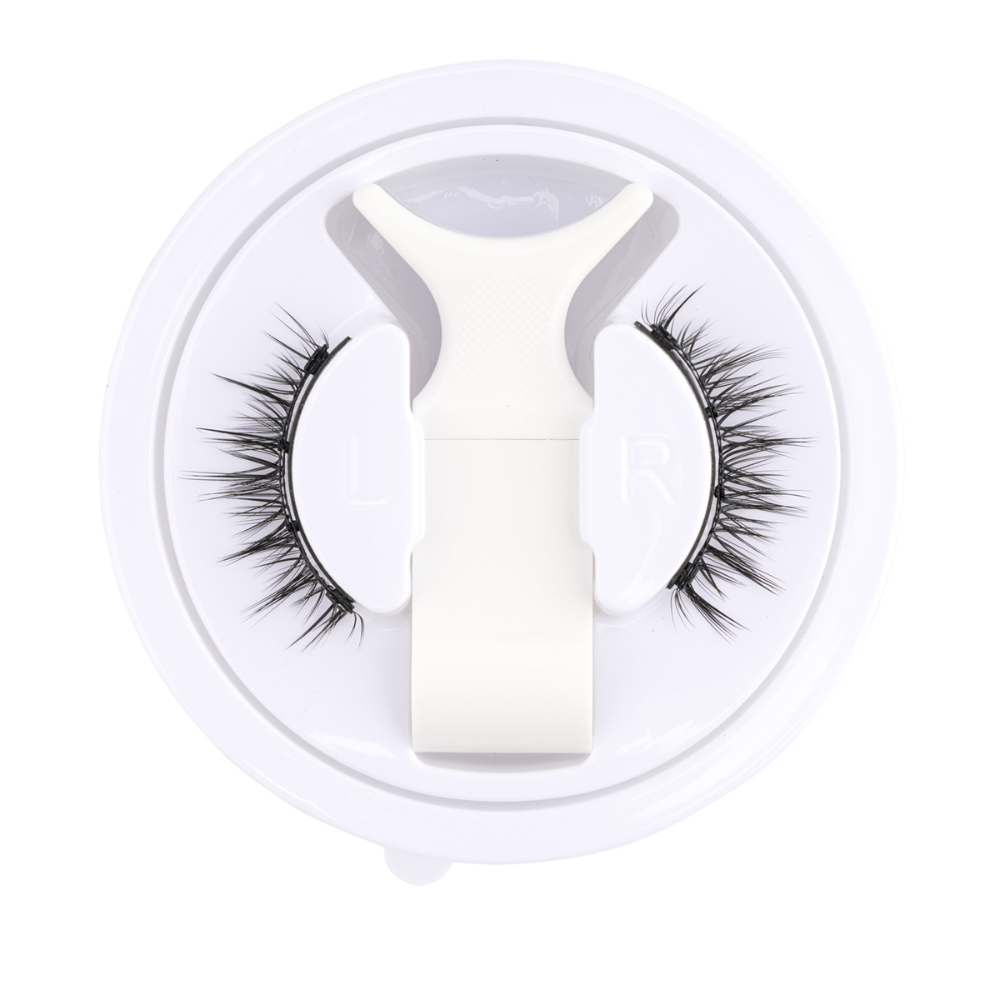 Reusable Magnetic Eyelash Set | Adhesive-Free | Hypoallergenic with Applicator
