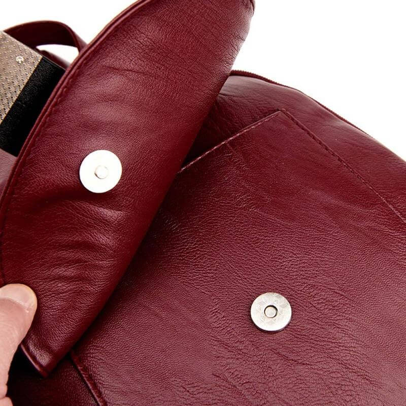 Secure & Stylish Leather Backpack for Everyday Adventures