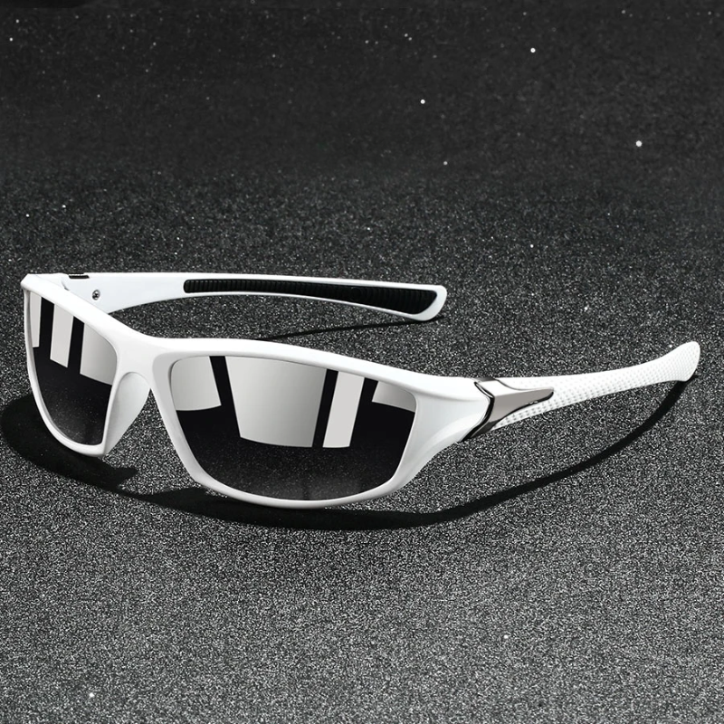 Men's Lightweight Sunglasses with Polarised Lenses and UV400 Protection