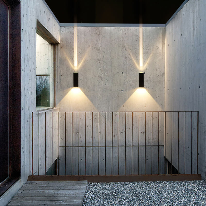 Sleek Waterproof LED Outdoor Wall Fixture for Modern Homes