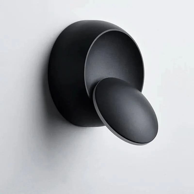 Elegant Adjustable Wall Light for Stylish Home Decor