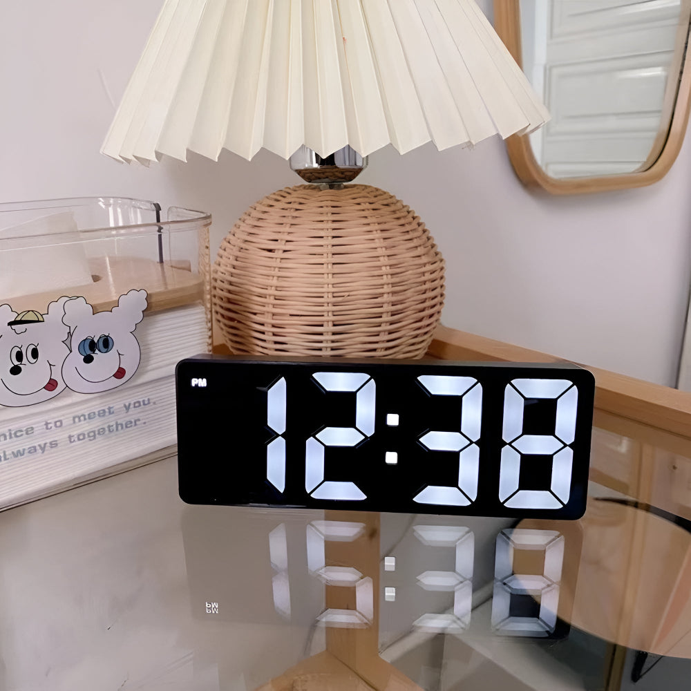 LUMISYNC - Stylish LED Alarm Clock with Adjustable Snooze & Power Options