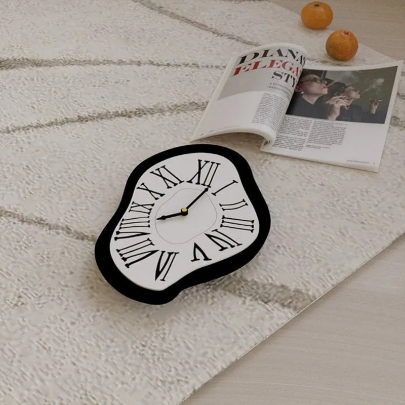 Artistic Timepiece - Elegant Silent Wall Decor for Any Room