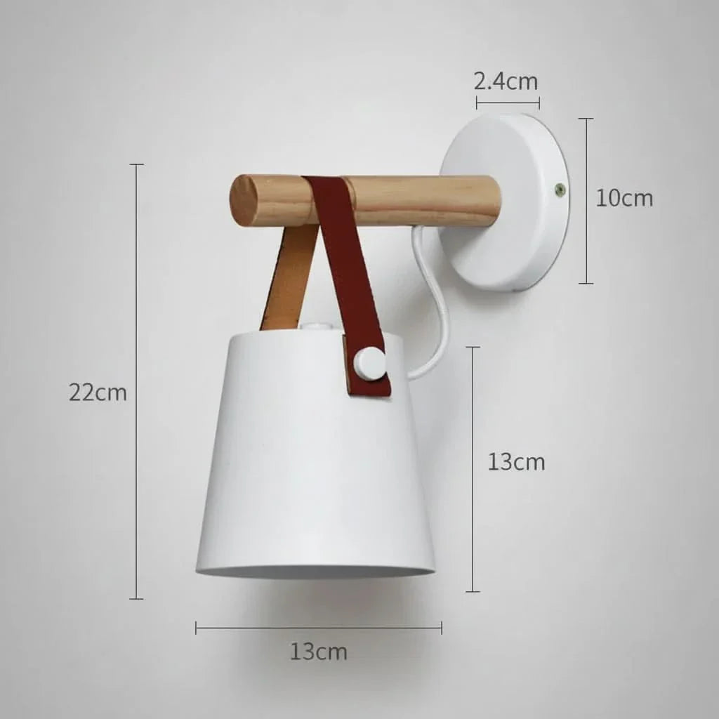 Contemporary Wooden Wall Light – Decorative Illumination for Home