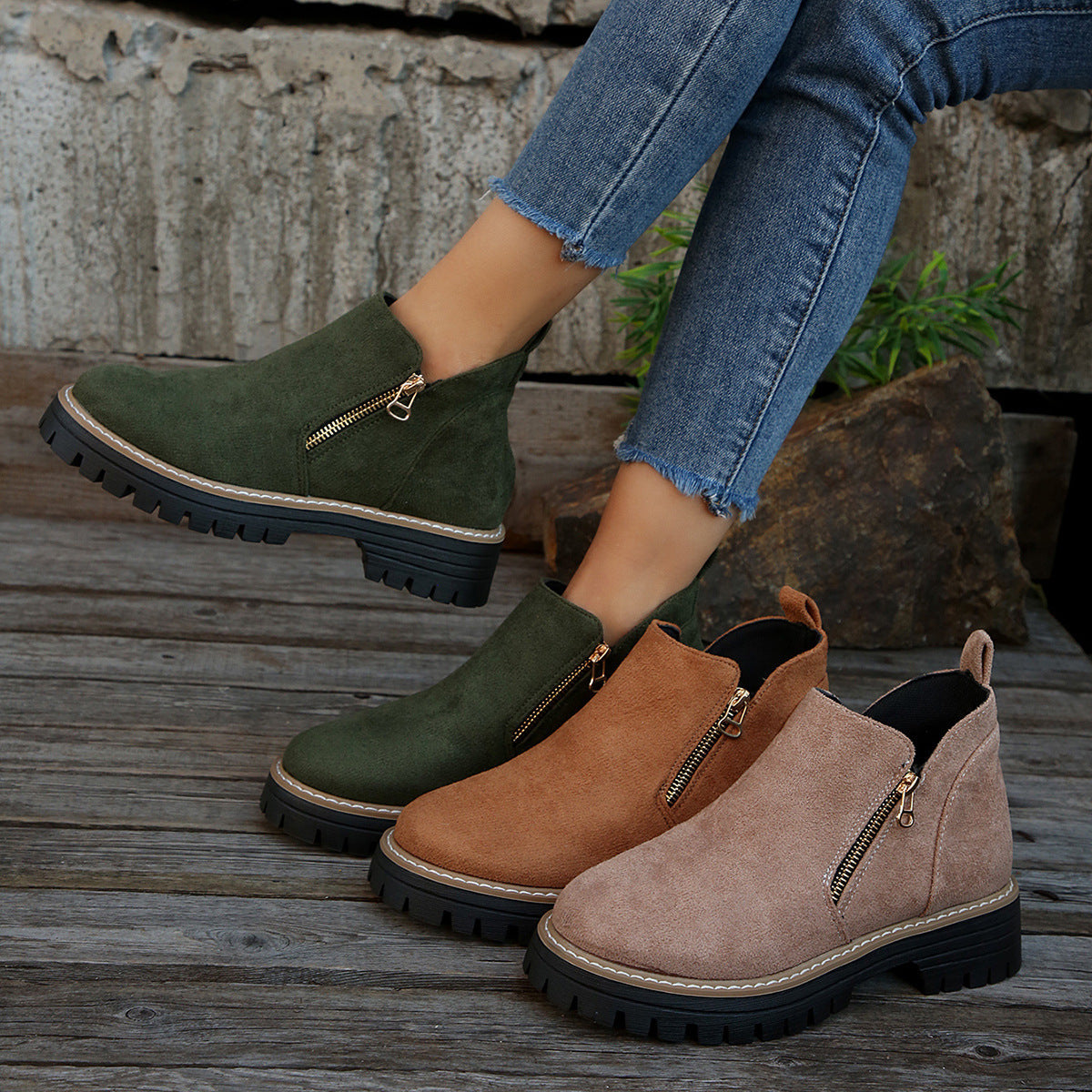 Chic and Cozy Women's Boots | Insulated Winter Footwear