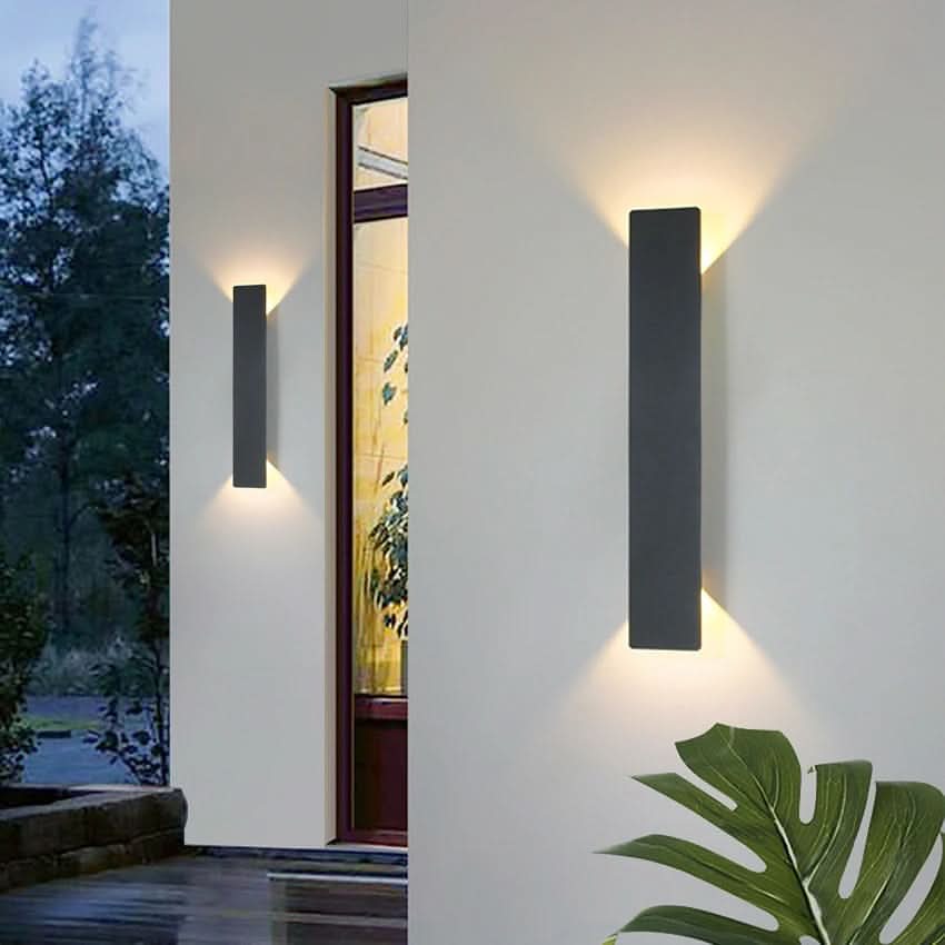 Waterproof LED Outdoor Lamp for Elegant Garden Illumination