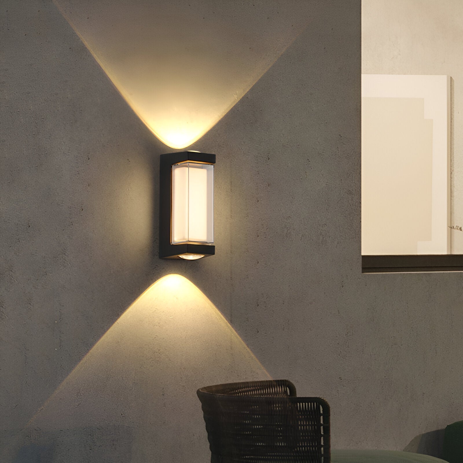 Stylish Dual-Glow Outdoor Wall Fixture with Weather Resistance