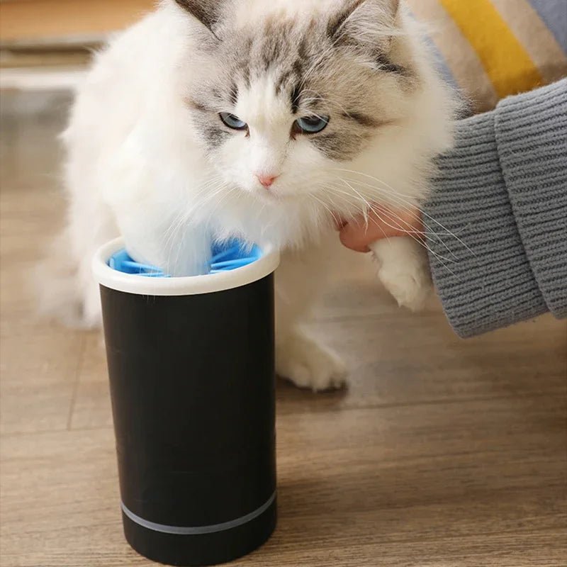 Pet Paw Hygiene System with Soft Cleaning Bristles