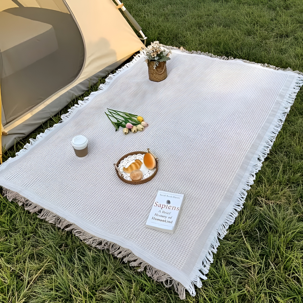 Large Foldable and Lightweight Outdoor Picnic Blanket
