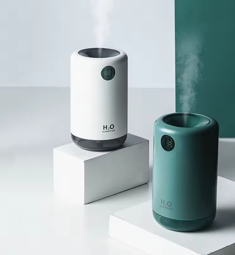 Compact Wireless Humidifier: Rechargeable Air Moisturizer
