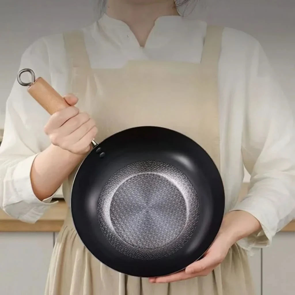 Everyday Family Cooking Deep Wok for Kitchen Use