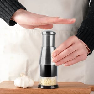 Effortless Garlic Chopper - Mince Garlic and More
