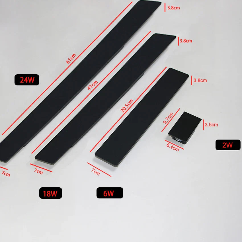 LumiAura - Weatherproof Aluminum Outdoor Wall Light