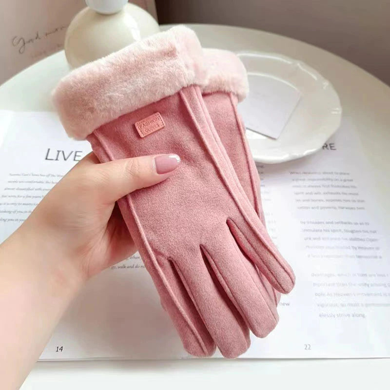 Rechargeable Winter Gloves with Touchscreen and Waterproof Features