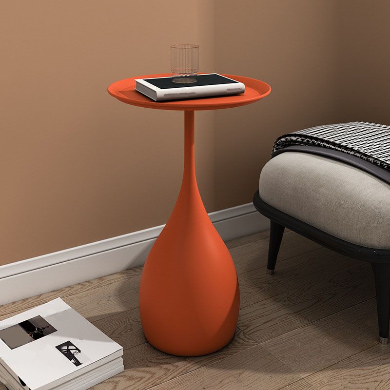 Elegant Iron Round Side Table with Timeless Design