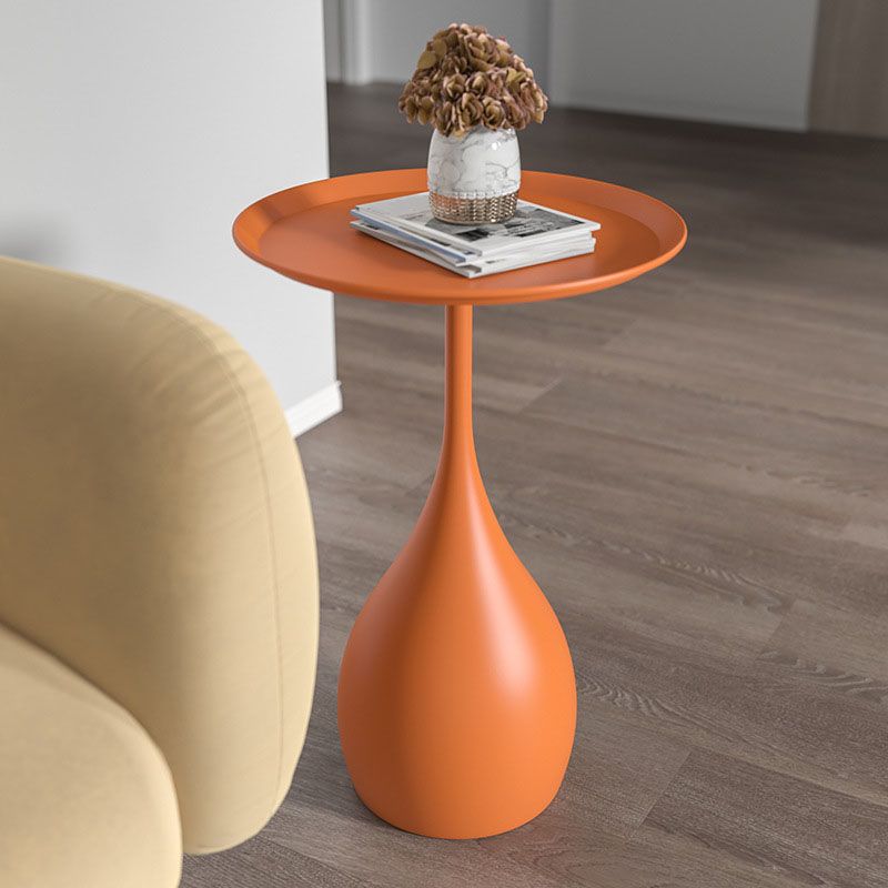 Elegant Iron Round Side Table with Timeless Design