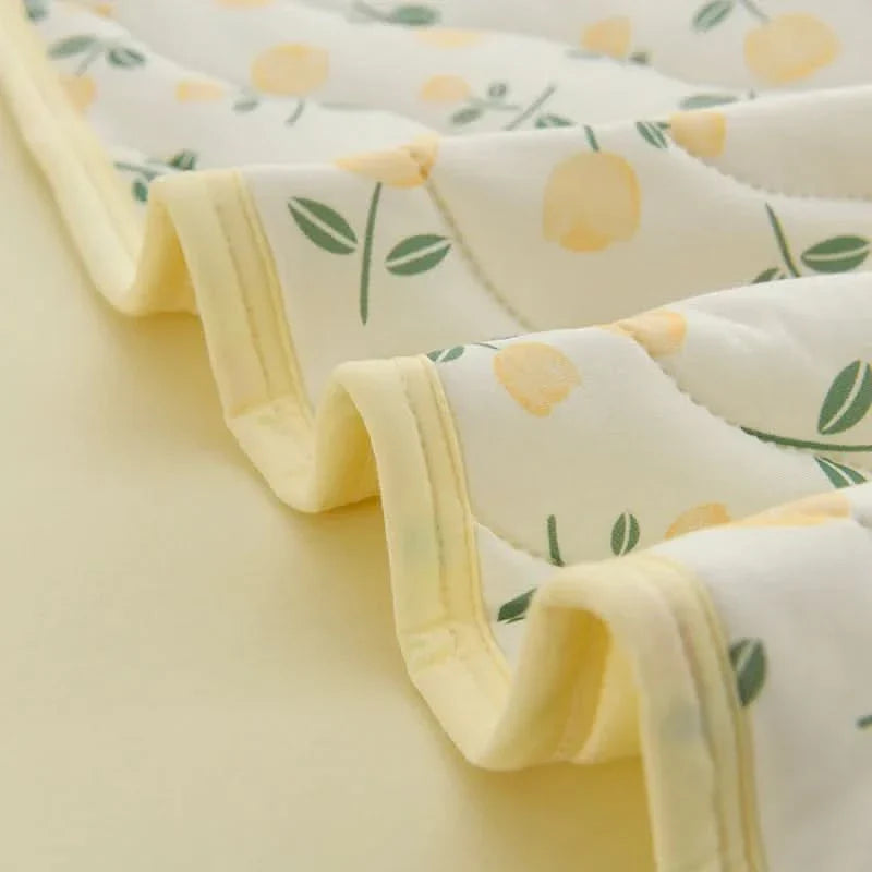 Soft and Breathable Floral Blanket for Summer Comfort