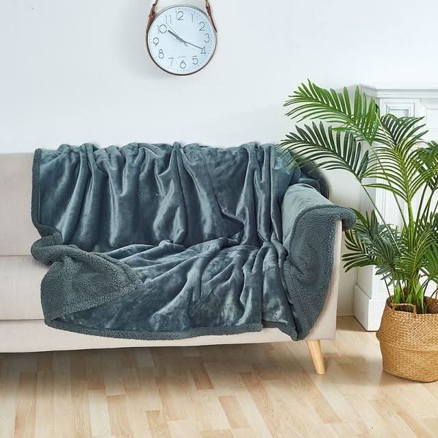 Waterproof Air Conditioning Blanket for Summer – Romantic Design