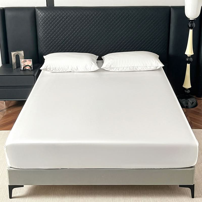 Soft Mattress Protector with 360 Band for Secure Fit