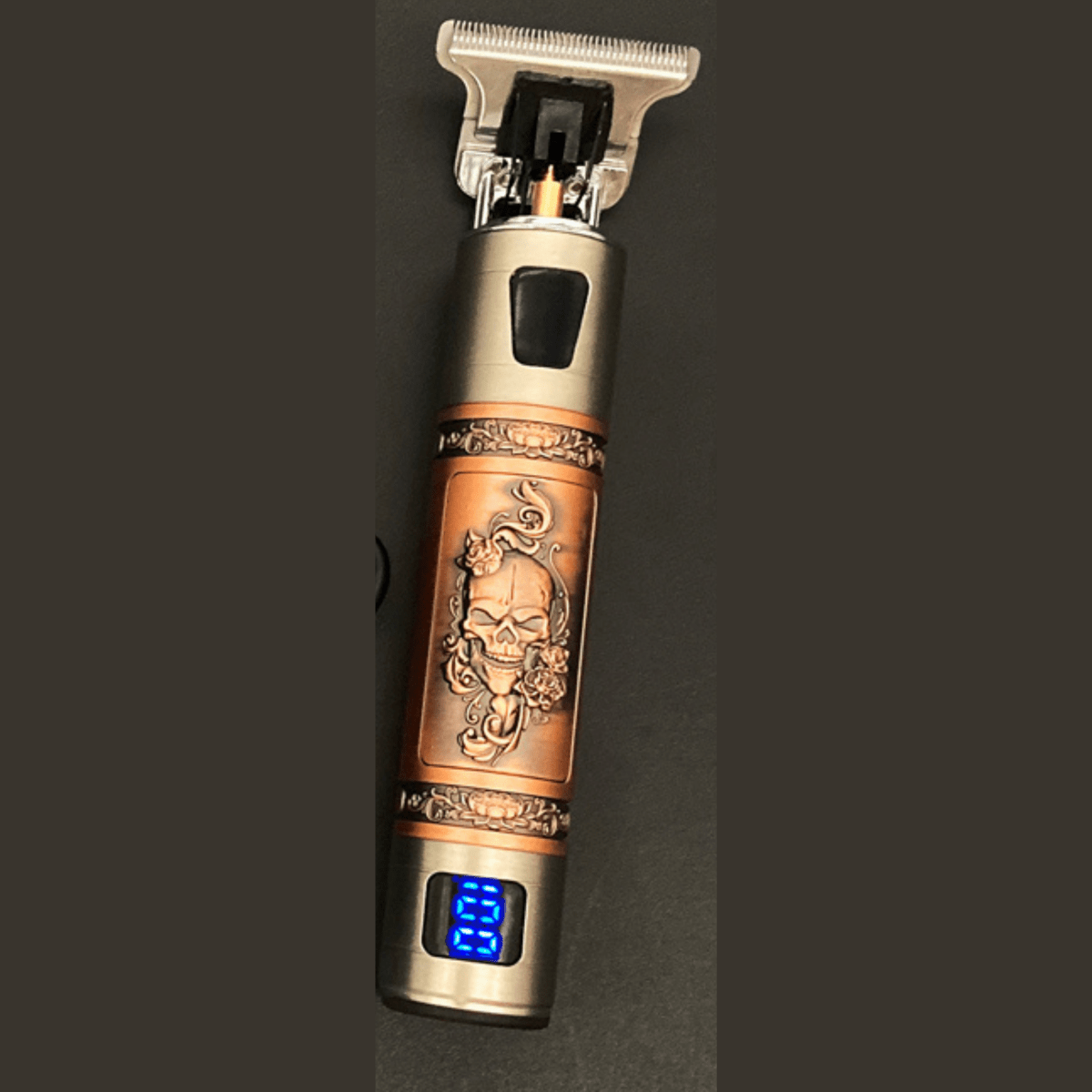 Battery Operated Precision Beard Trimmer with Ergonomic Design