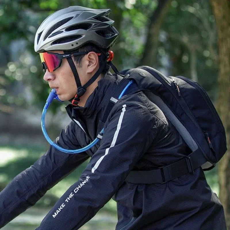 Featherweight 10L Hydration Pack for Adventurers